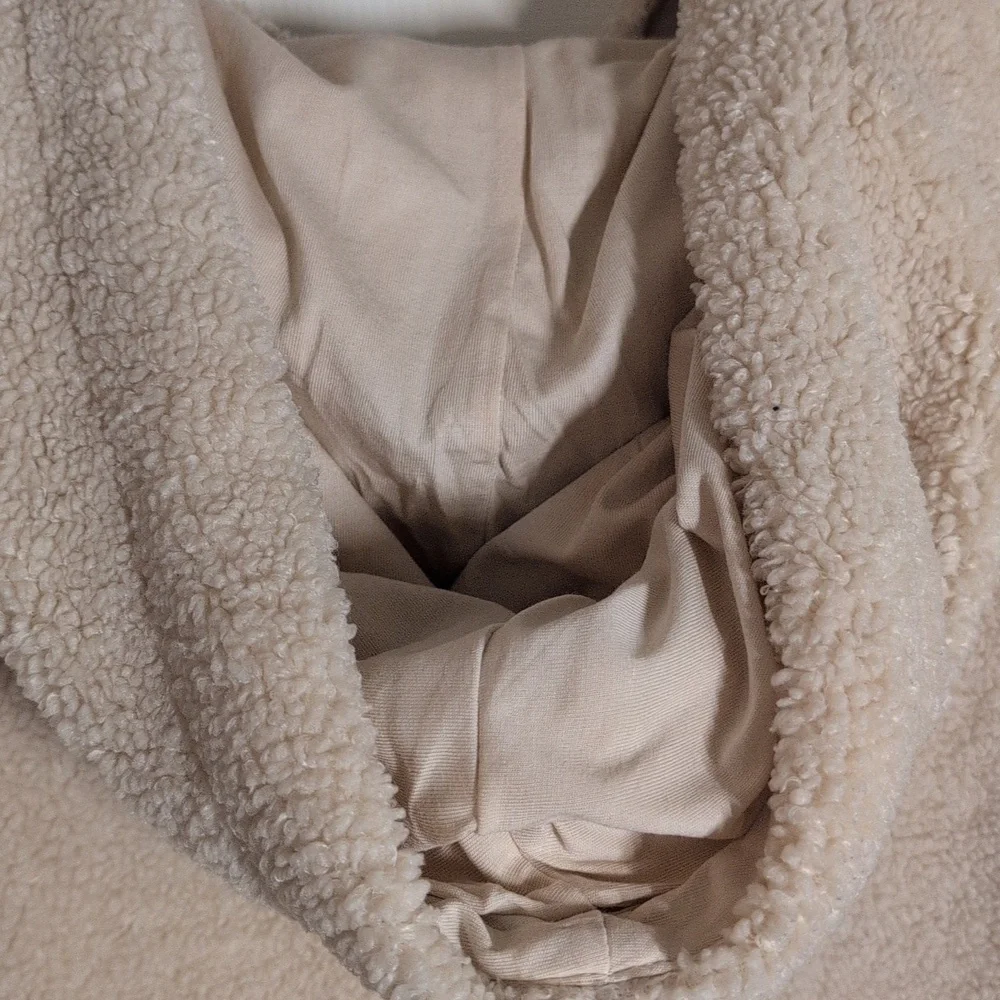 Vince Cream Sandlewood Sherpa Oversized Hooded Pullover Large - Picture 9 of 10